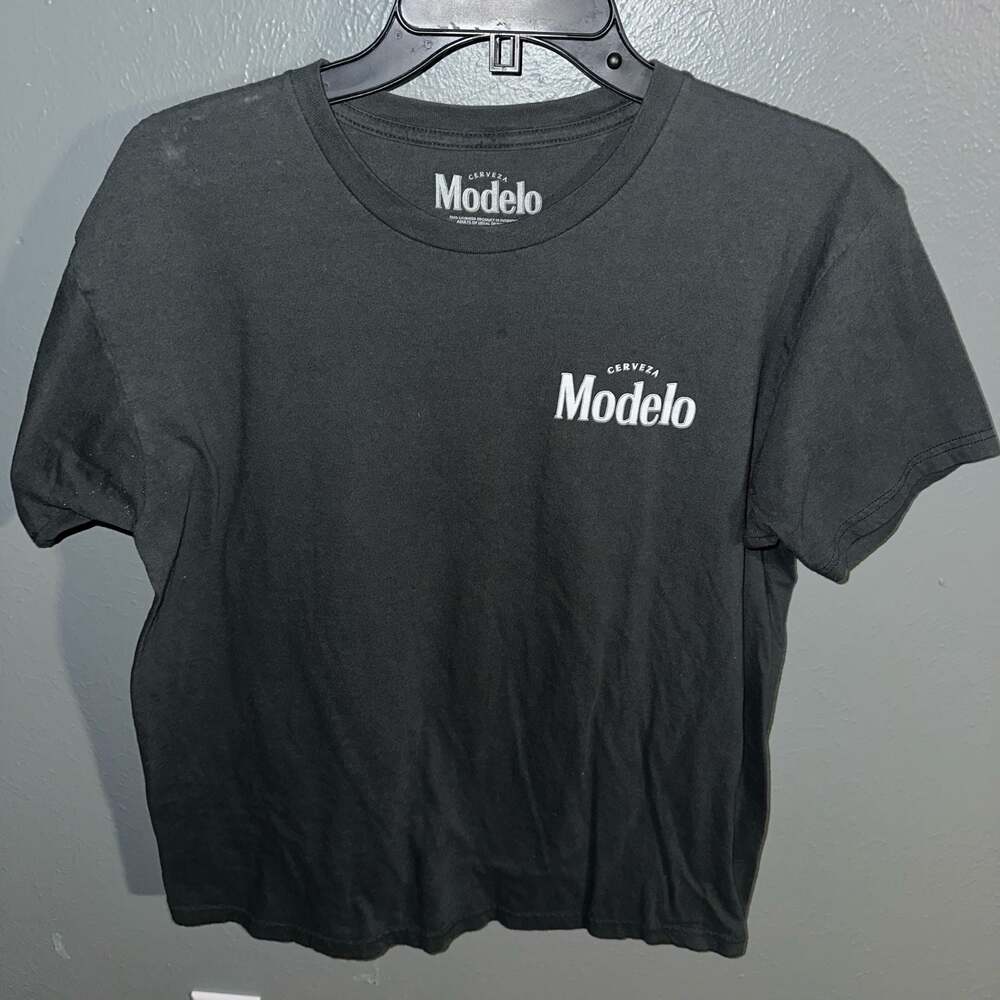 Cerveza Modelo Logo Graphic Black T-Shirt